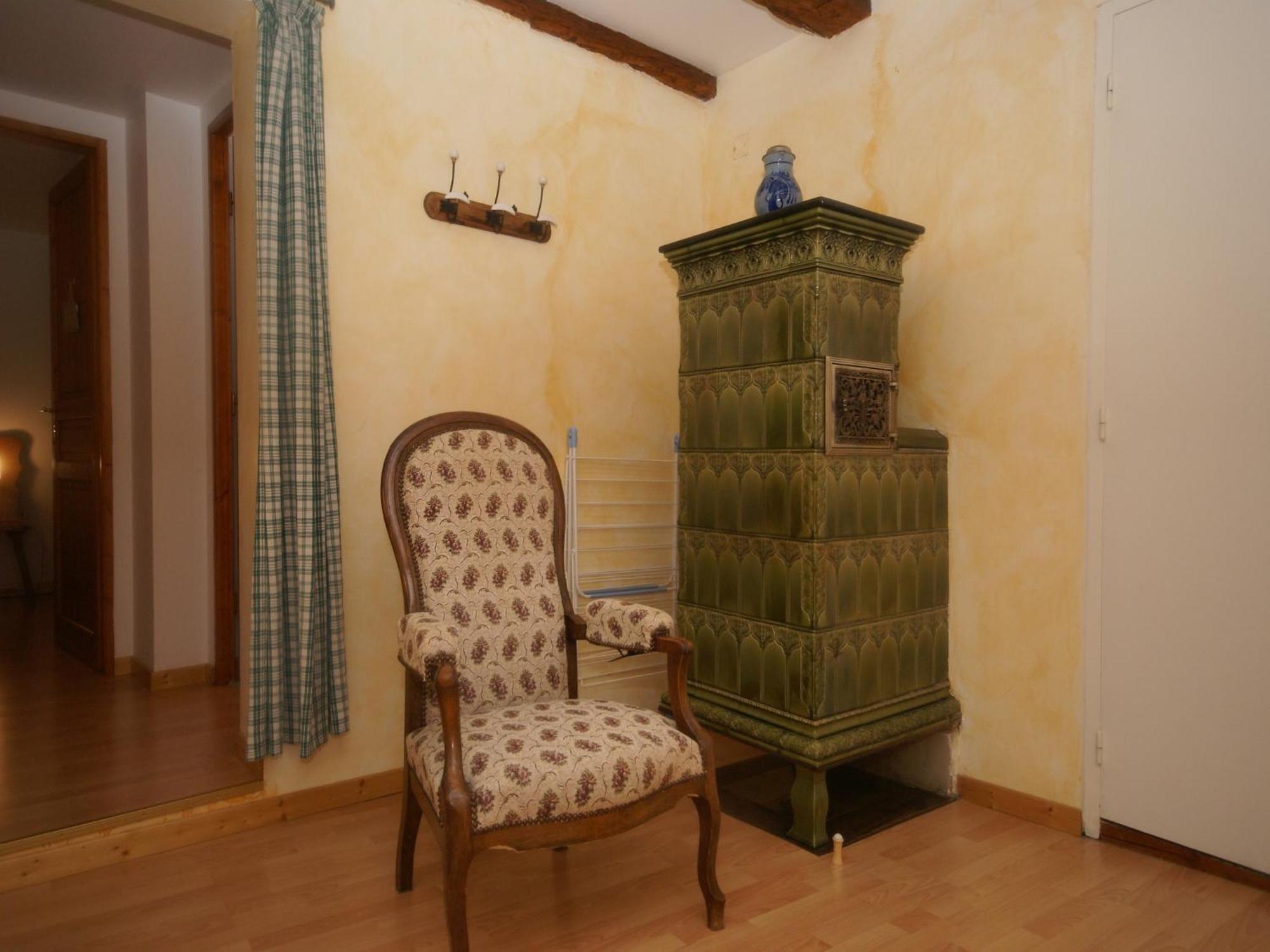An In A 17th Century Wine Grower S House Appartement