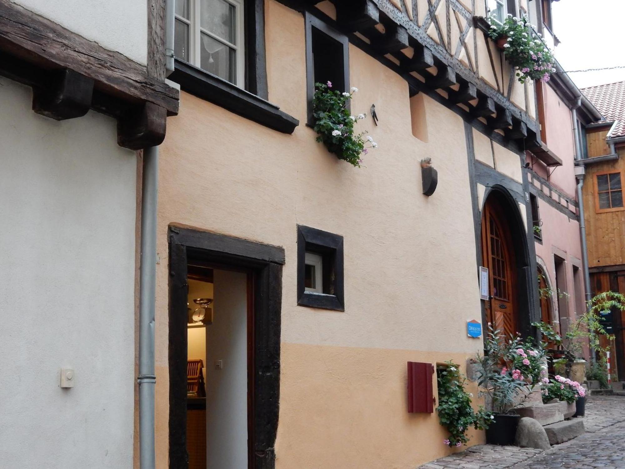 Appartement An In A 17th Century Wine Grower S House Riquewihr